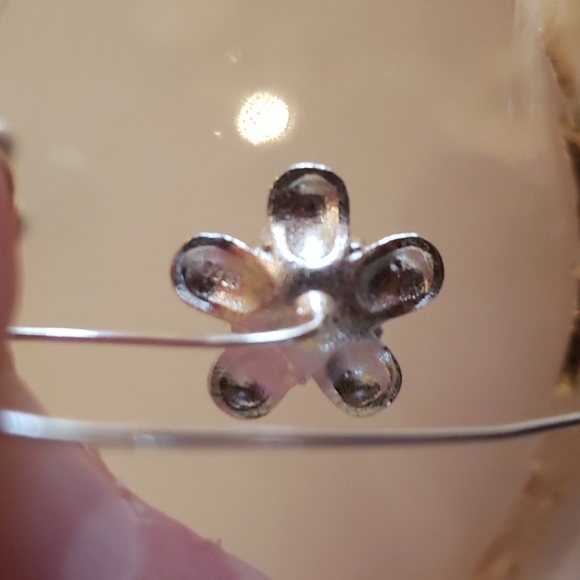 Flower Threader Drop Earrings - Picture 4 of 5